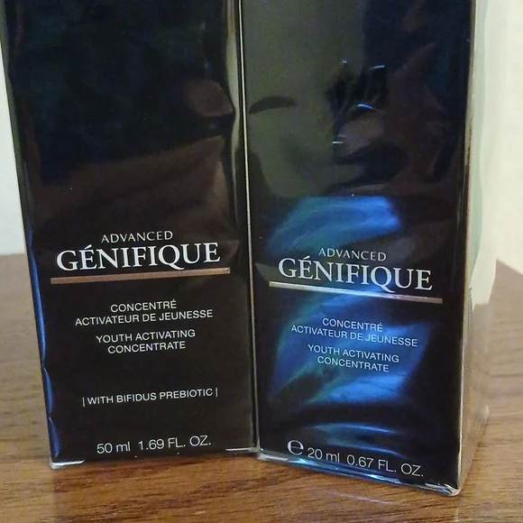 Lancome Genifique 2 Piece Set - Picture 2 of 5